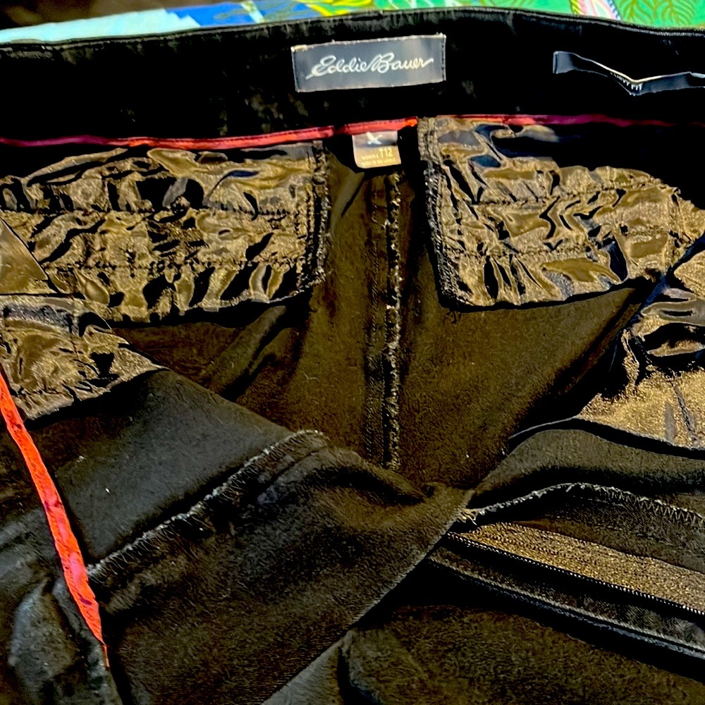 Eddie Bauer black stretch pants - Picture 6 of 7
